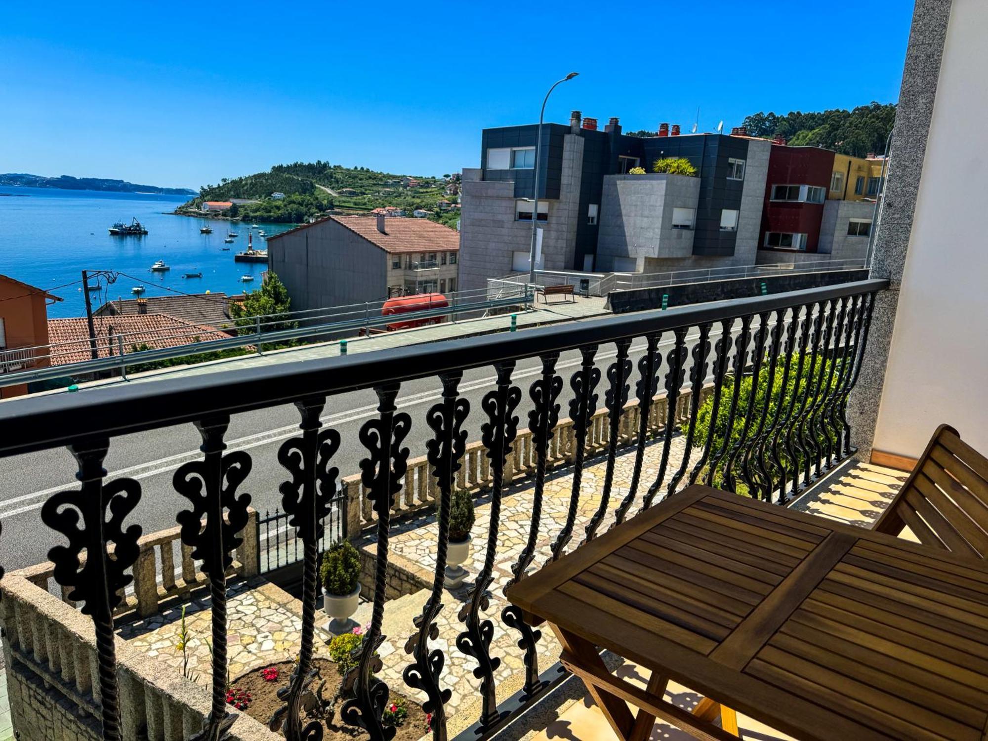 Apartamento Lb, Vistas A La Ria Raxo Exterior photo