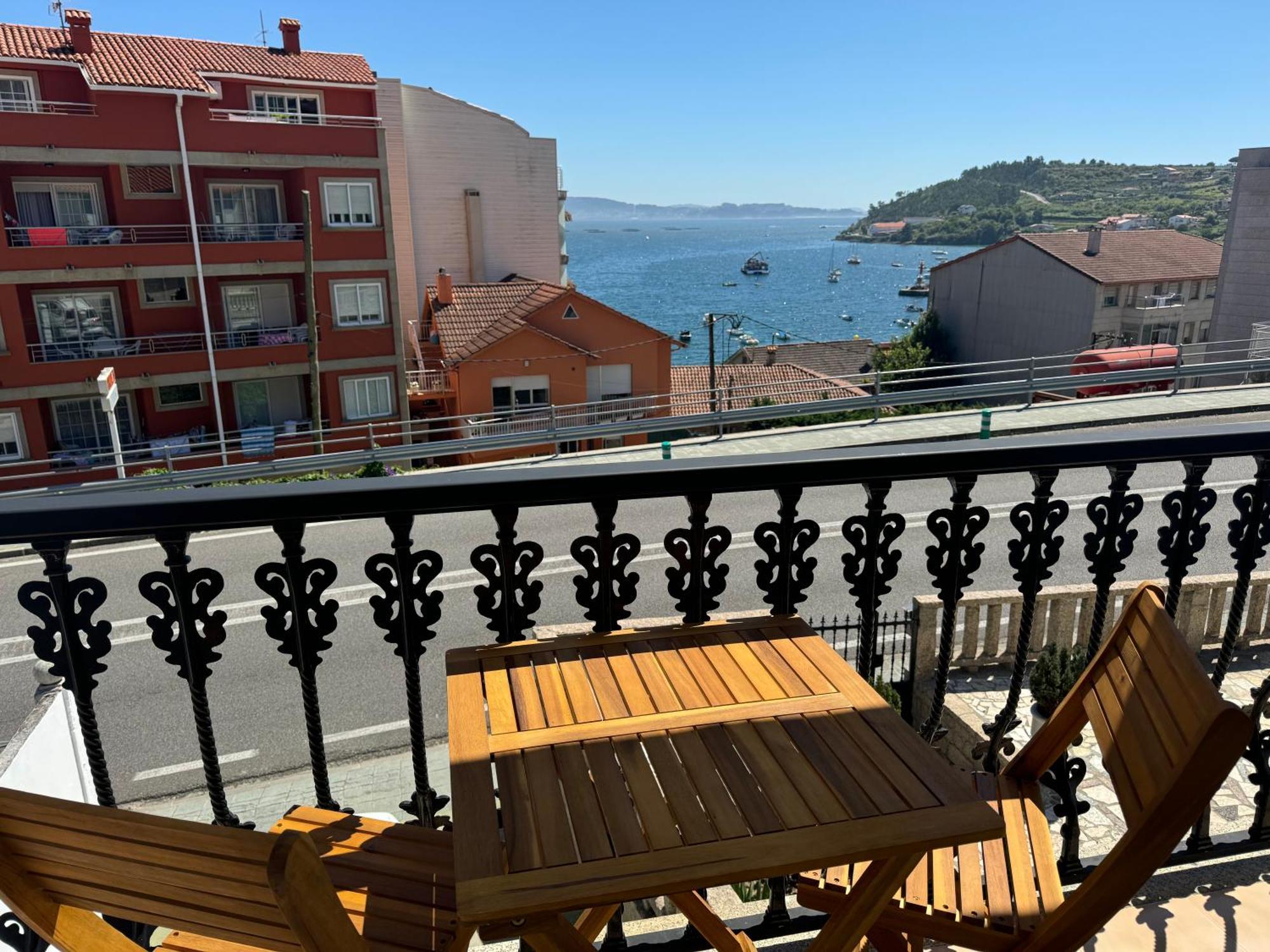 Apartamento Lb, Vistas A La Ria Raxo Exterior photo